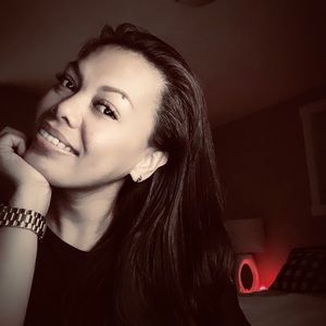 Meet your Posher, Lorena